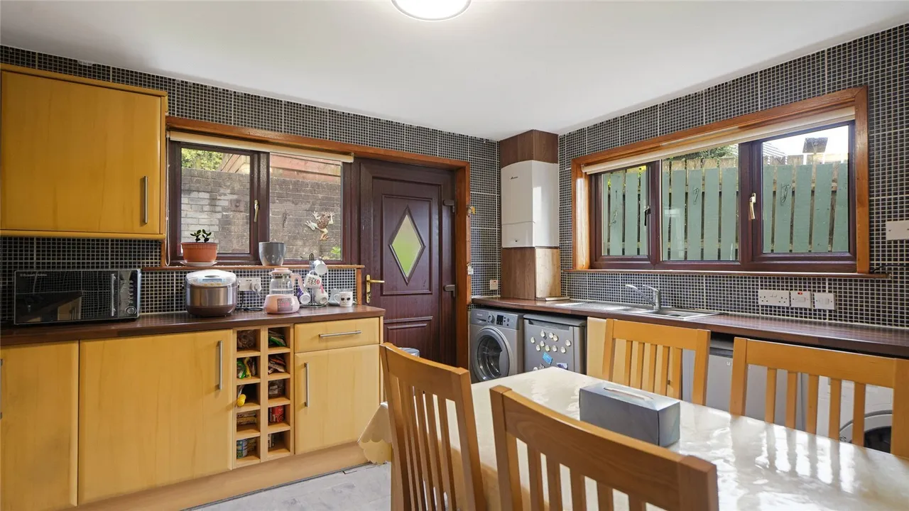Kincardine Drive, Bishopbriggs, Glasgow, East Dunbartonshire, G64, photo 4