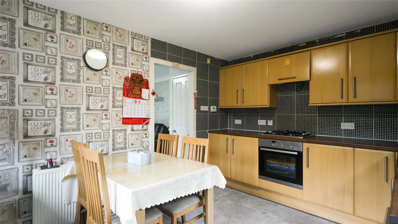 Kincardine Drive, Bishopbriggs, Glasgow, East Dunbartonshire, G64, photo 6