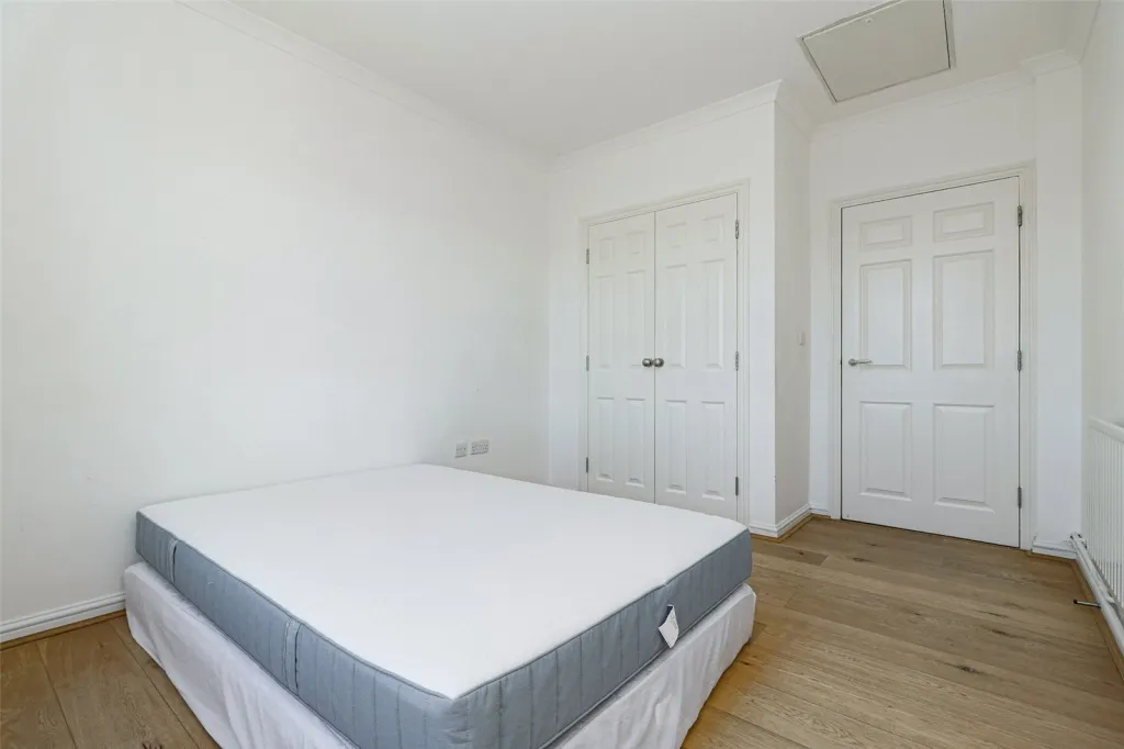Cornwallis Road, Woolwich, SE18, photo 15