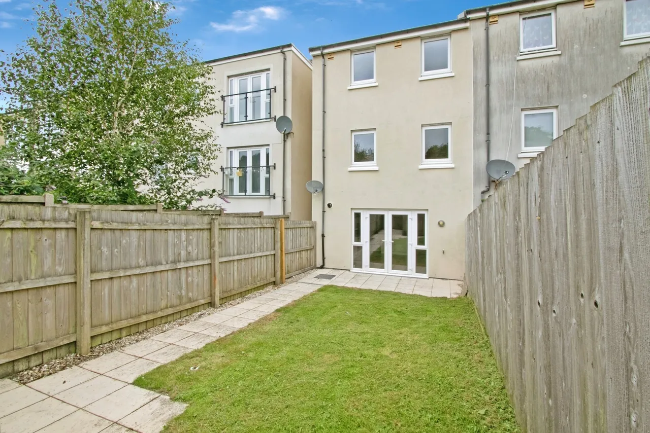 Nicholas Holman Road, Camborne, TR14, photo 17