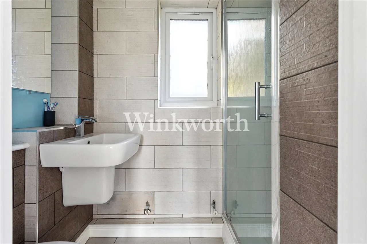 Castleview Close, London, N4, photo 7