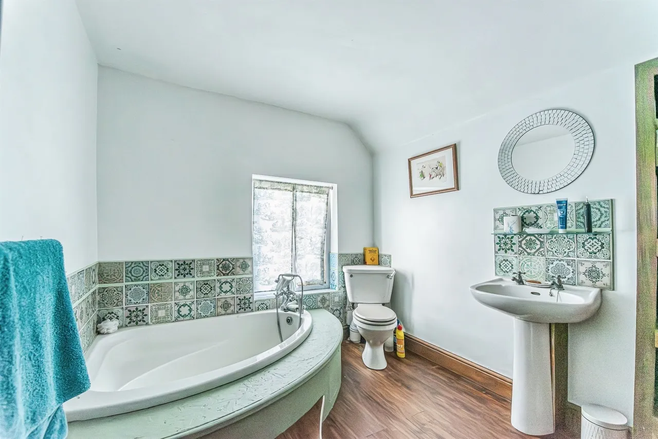 Wessington Avenue, Calne, SN11, photo 6