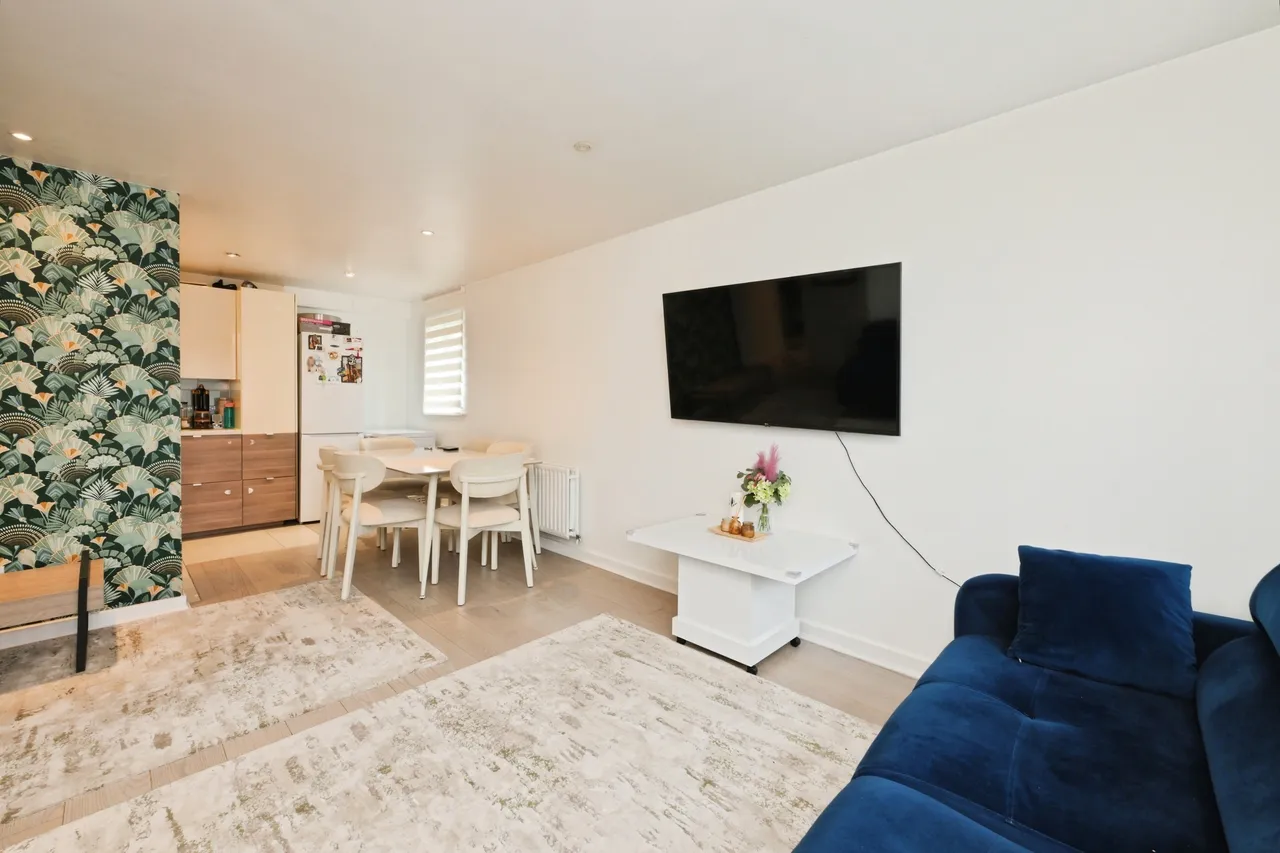 Foundry Gate, Waltham Cross, EN8, photo 4