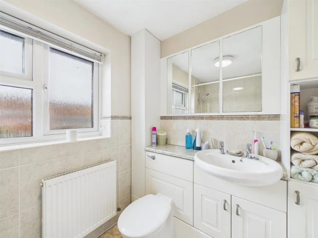 Damon Close, Peacehaven, BN10, photo 19