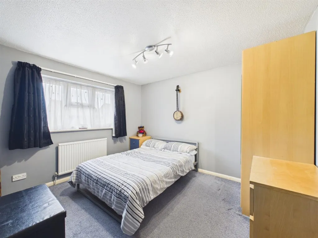 Damon Close, Peacehaven, BN10, photo 12
