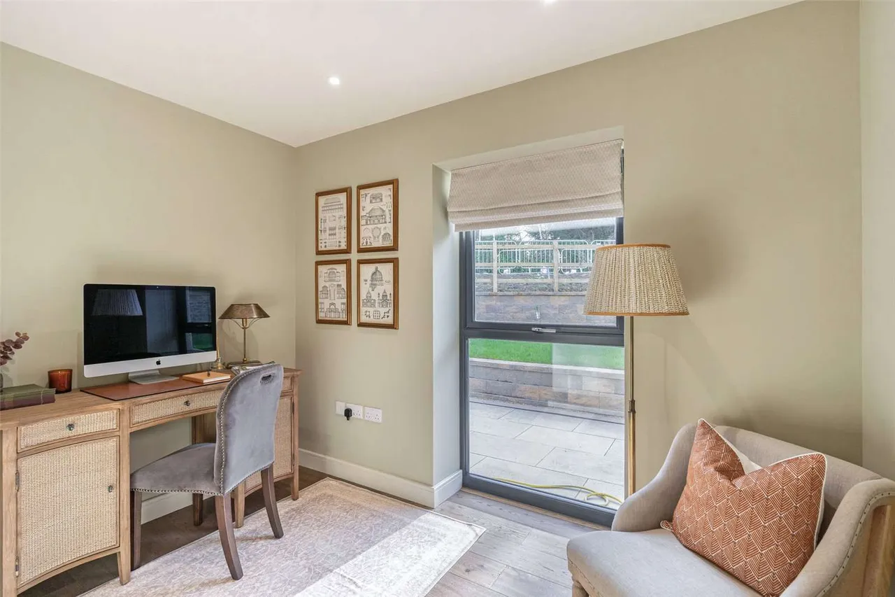 The Residences @ Eastwood Park, Falfield, GL12, photo 8