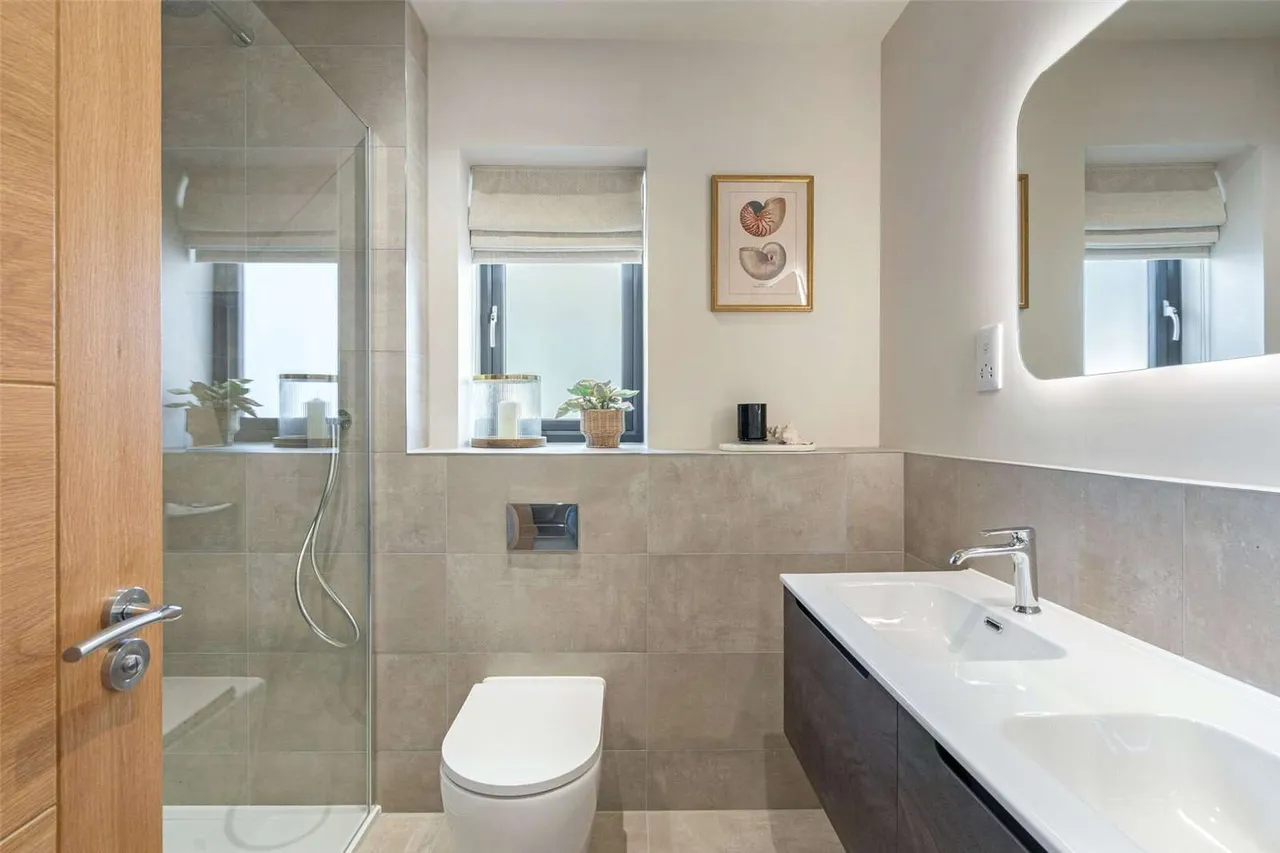 The Residences @ Eastwood Park, Falfield, GL12, photo 13