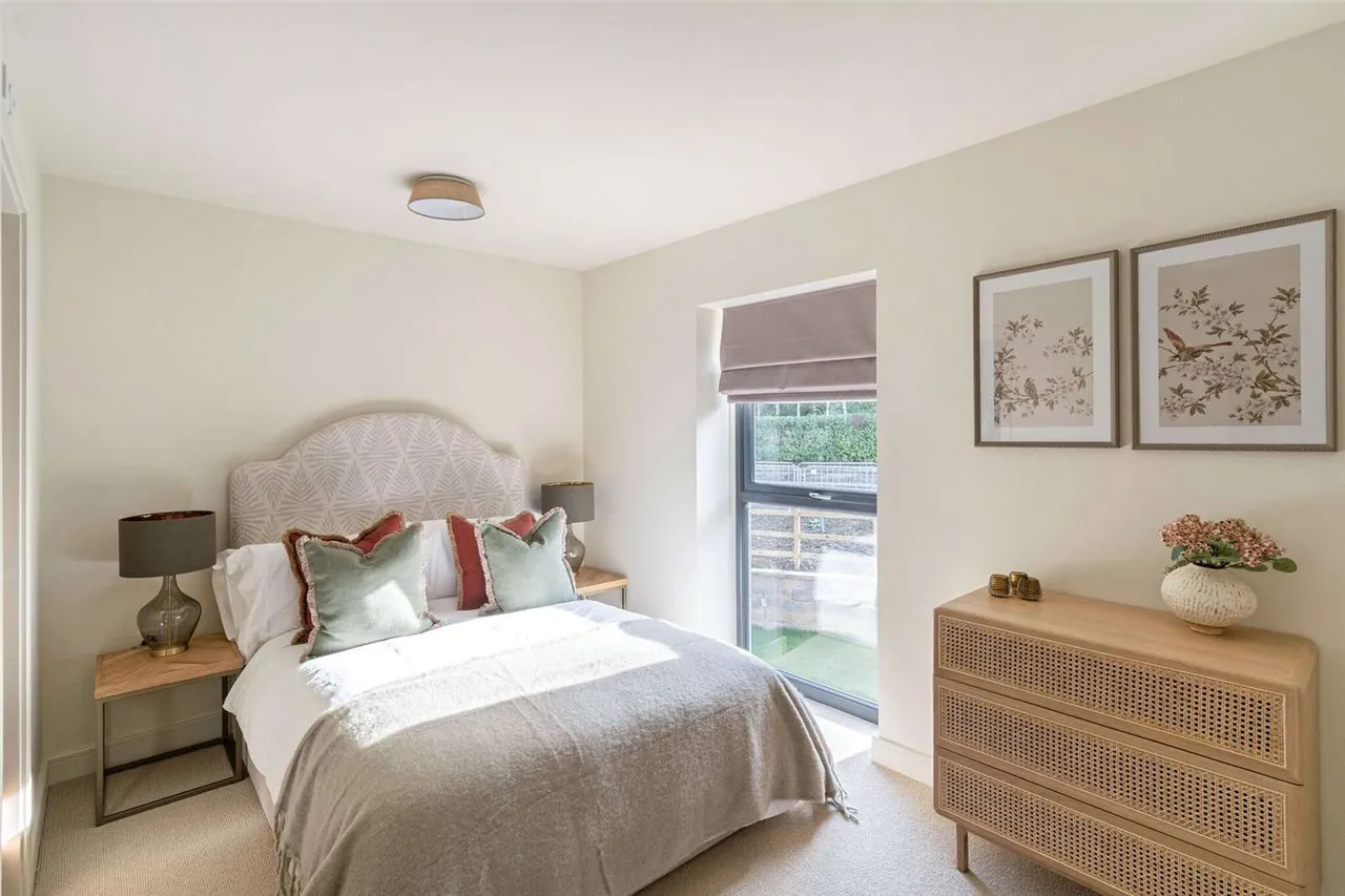 The Residences @ Eastwood Park, Falfield, GL12, photo 11