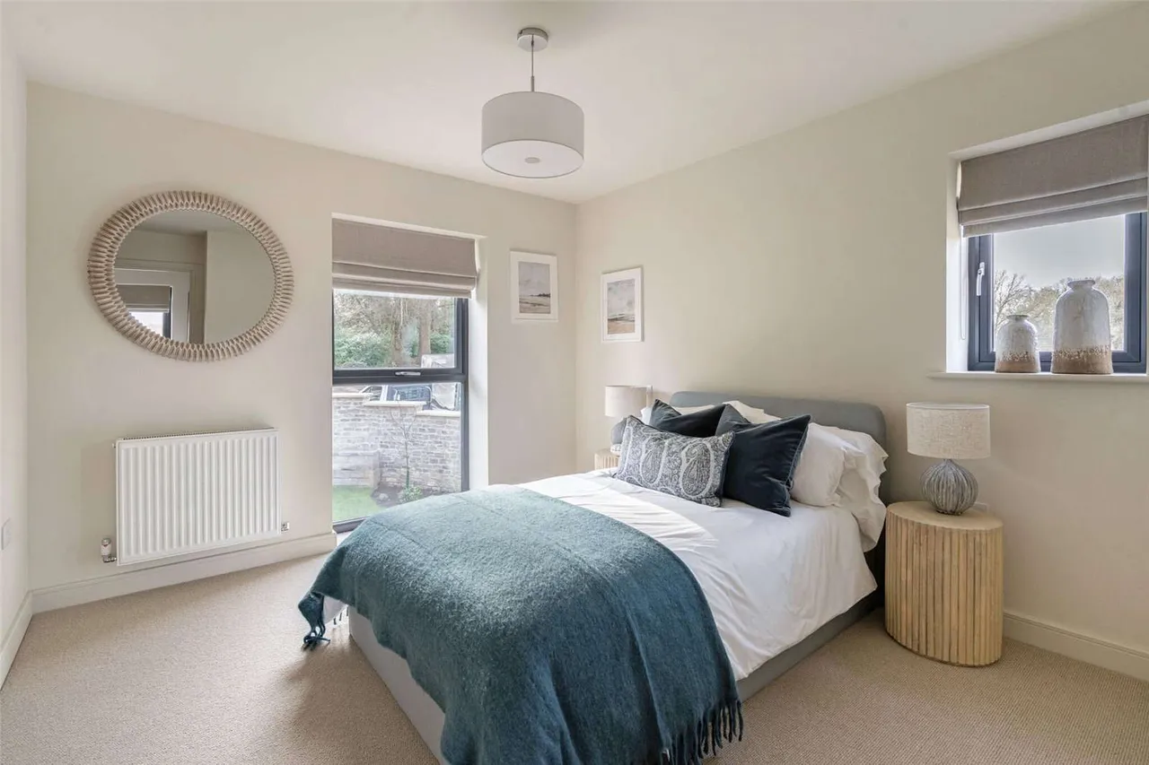 The Residences @ Eastwood Park, Falfield, GL12, photo 9