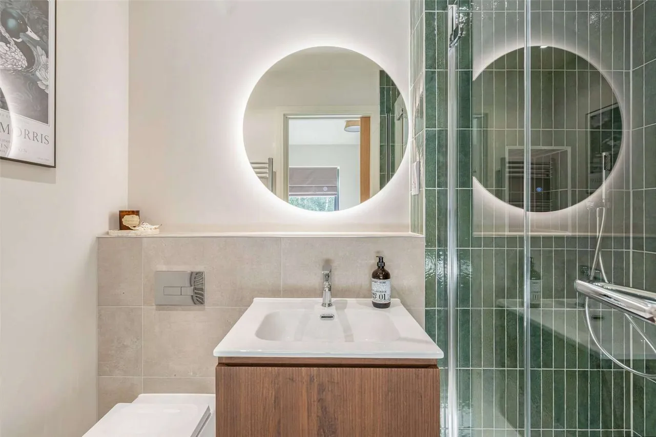 The Residences @ Eastwood Park, Falfield, GL12, photo 14