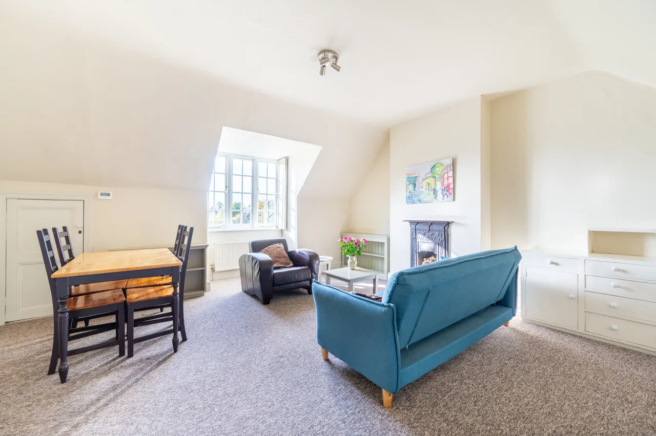 Flat 3, 128 Chatsworth Road, London, photo 9