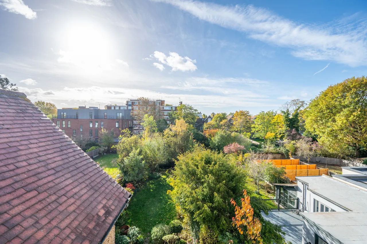 Flat 3, 128 Chatsworth Road, London, photo 10