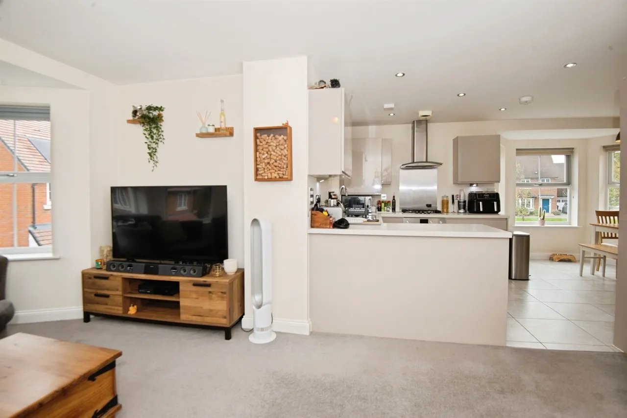 Goodearl Place, Princes Risborough, photo 4
