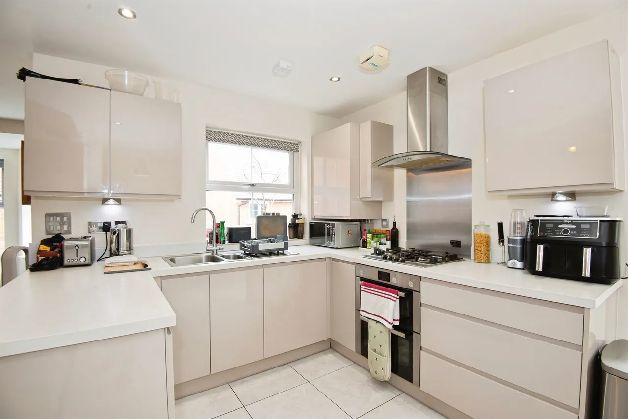 Goodearl Place, Princes Risborough, photo 5