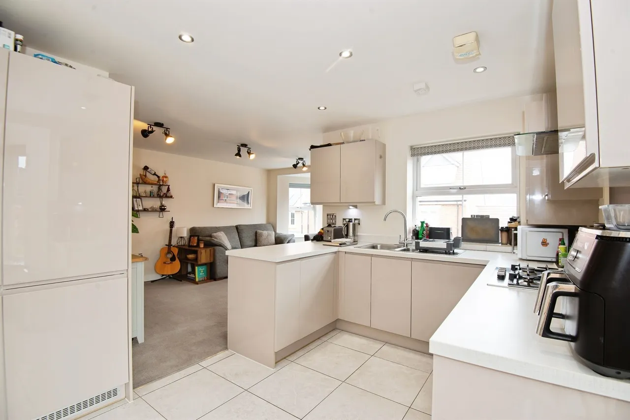Goodearl Place, Princes Risborough, photo 9