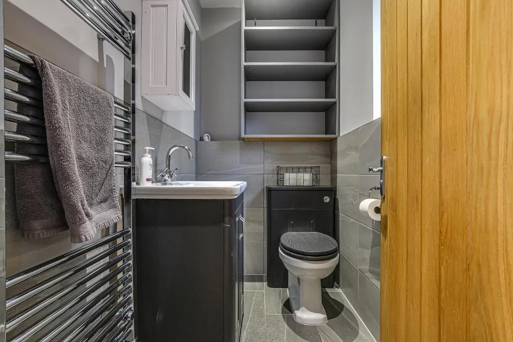 Crowhurst Road, Lingfield, photo 6
