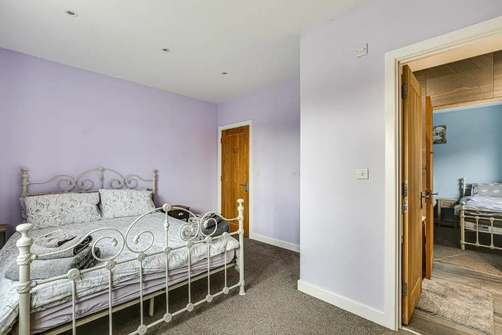 Crowhurst Road, Lingfield, photo 14