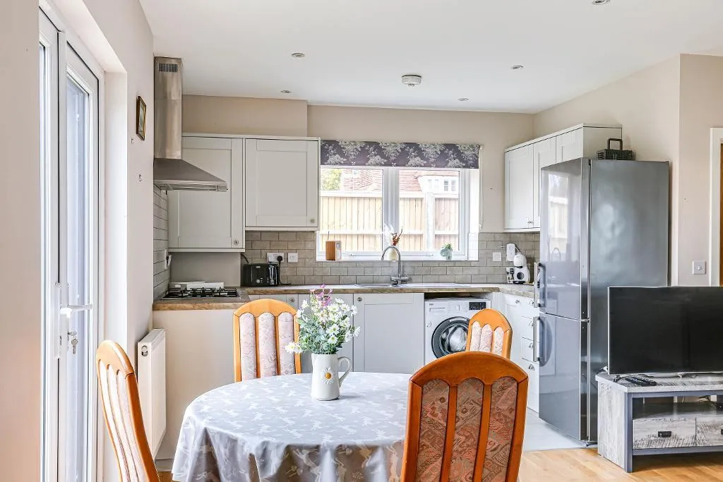 Crowhurst Road, Lingfield, photo 8