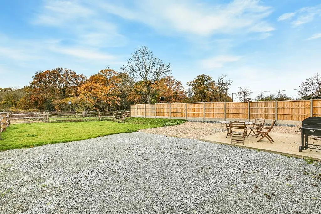 Crowhurst Road, Lingfield, photo 27