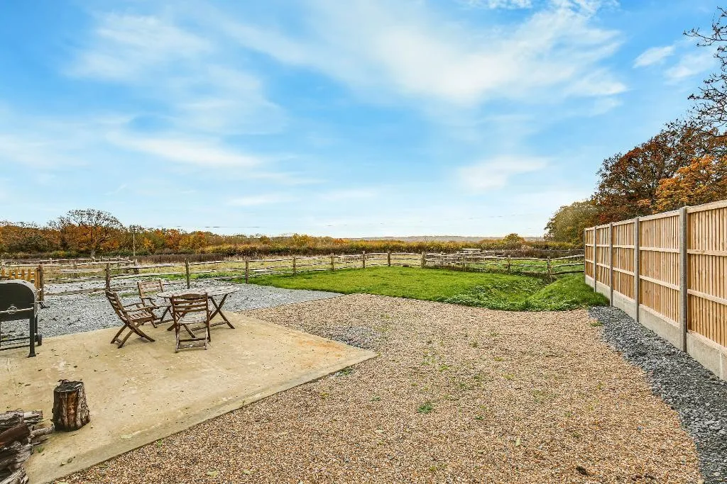 Crowhurst Road, Lingfield, photo 25