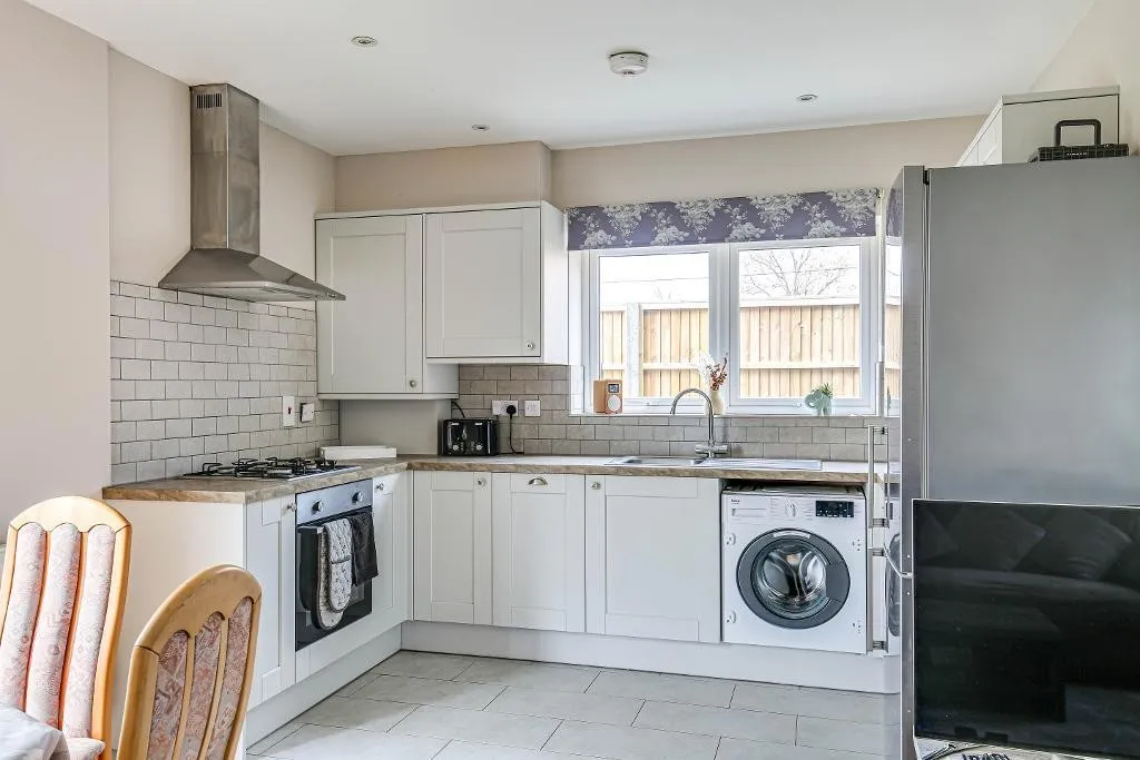Crowhurst Road, Lingfield, photo 5