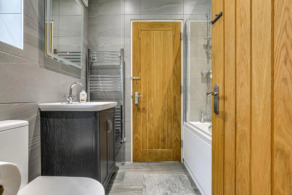 Crowhurst Road, Lingfield, photo 7