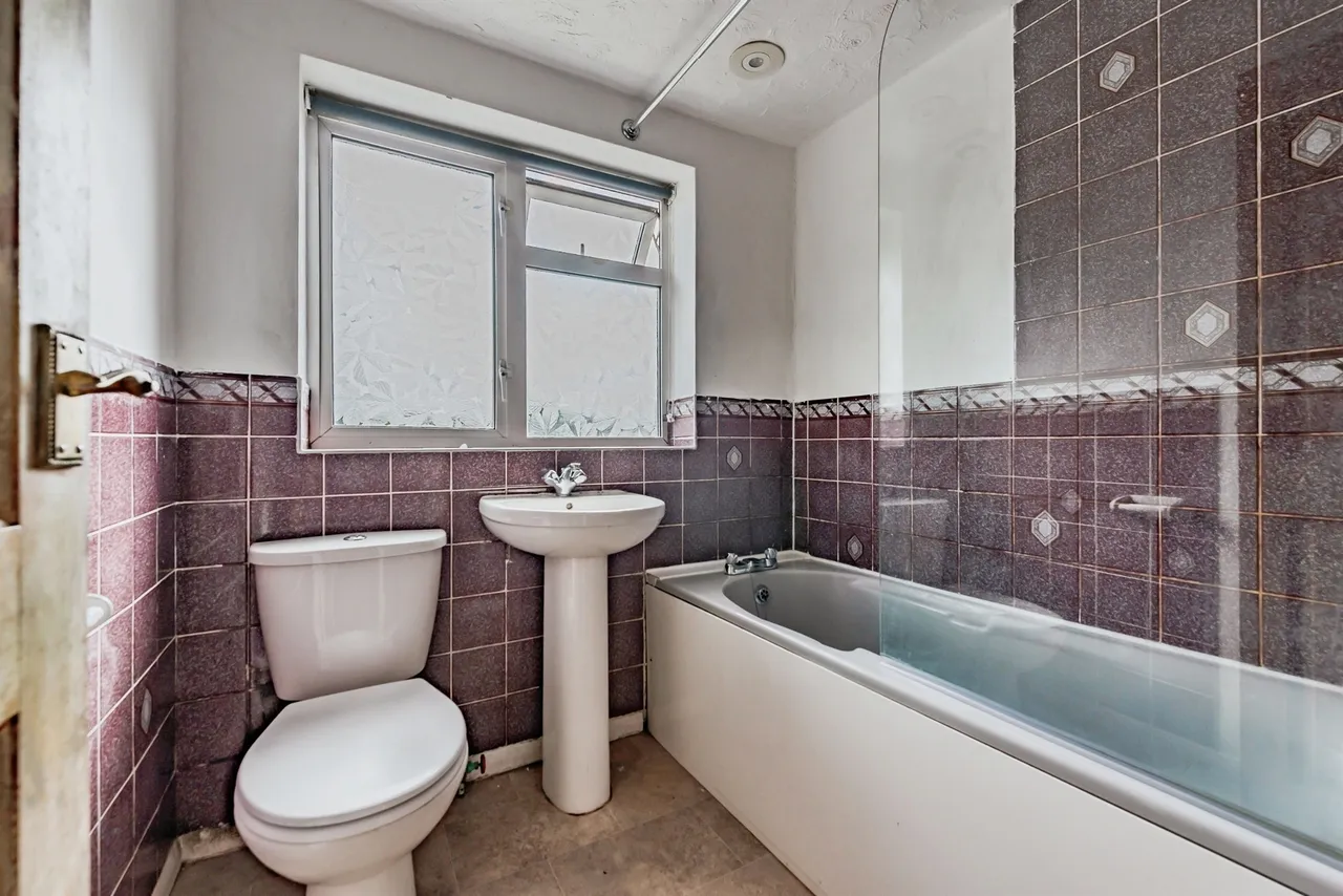 Copsleigh Close, Salfords, Redhill, photo 10