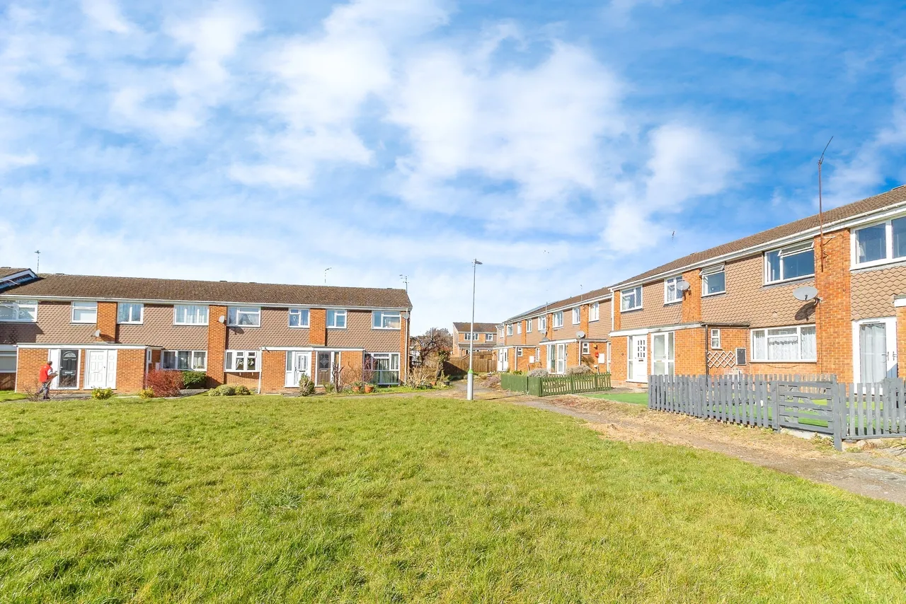 Grange Close, Leighton Buzzard, Bedfordshire, LU7, photo 15