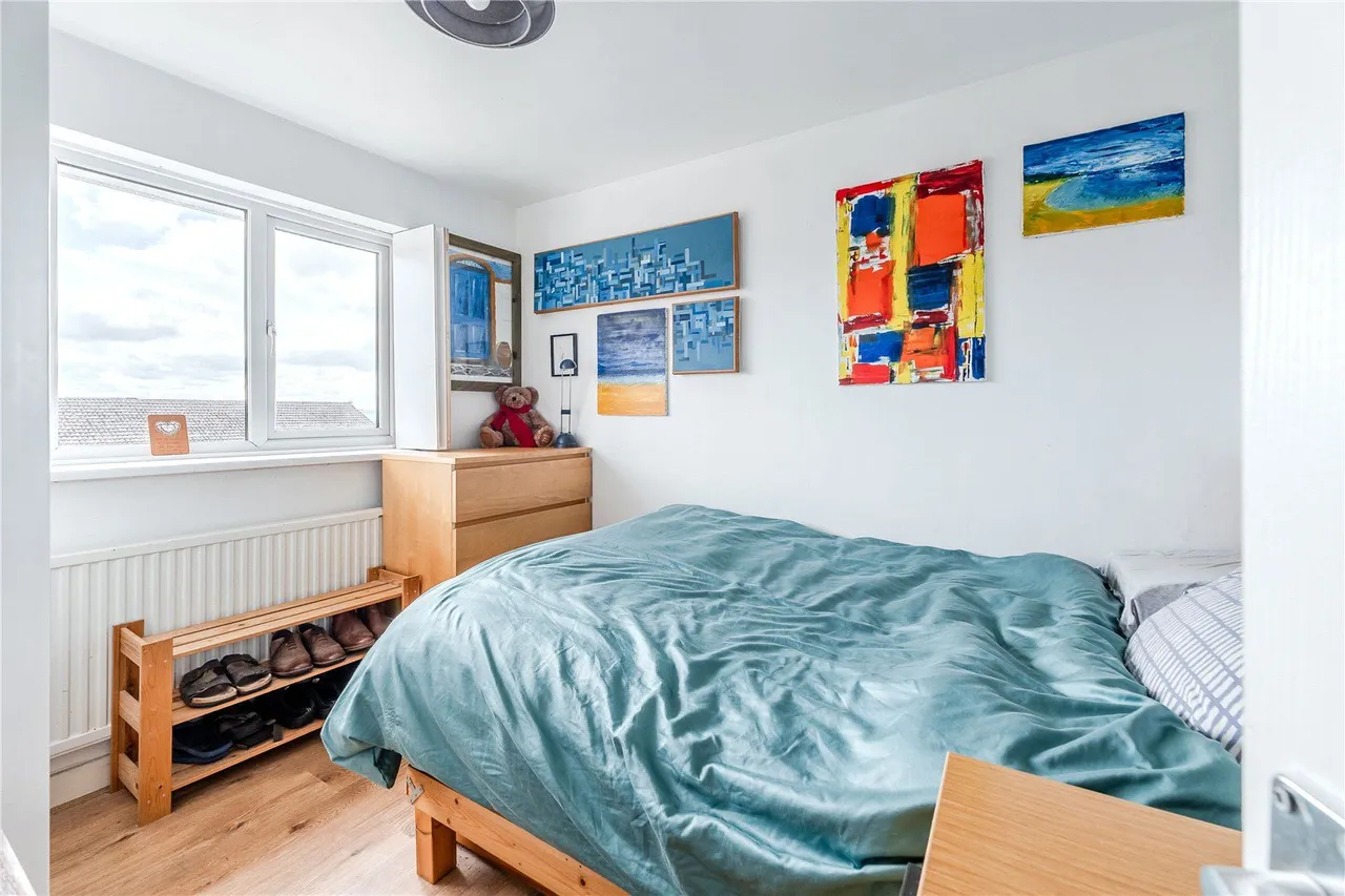 Woodlea Mount, Yeadon, LS19, photo 4