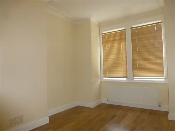 Cumberland Road, London, W7 2EB, photo 2