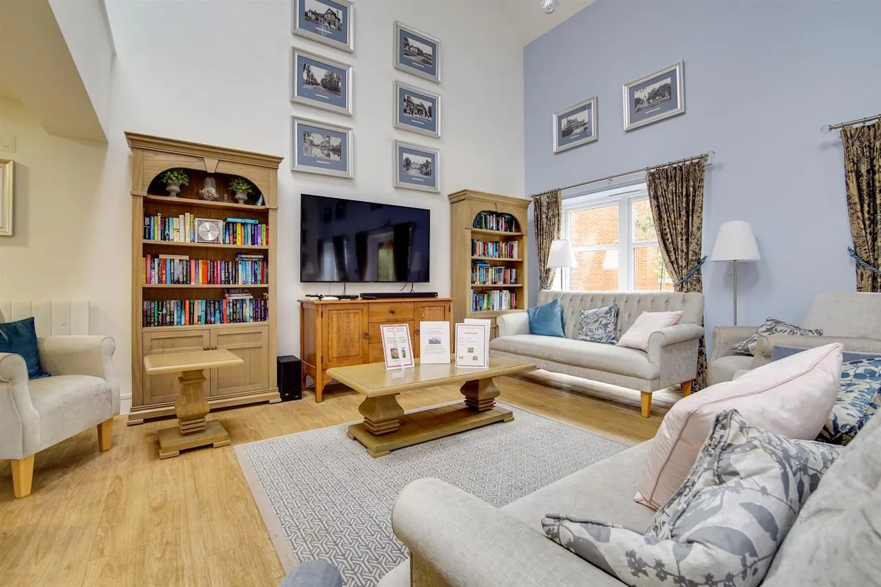 Westhall Road, Warlingham, CR6, photo 15