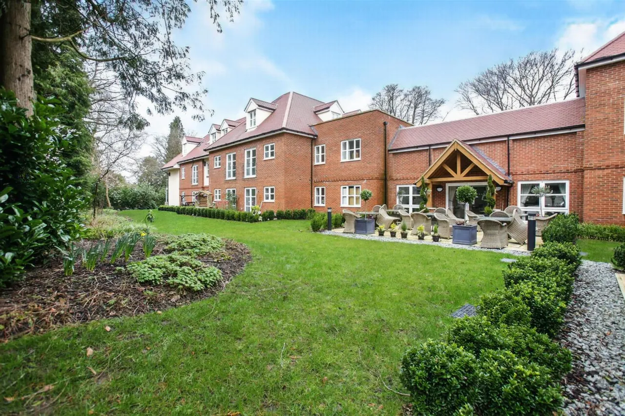 Westhall Road, Warlingham, CR6, photo 17