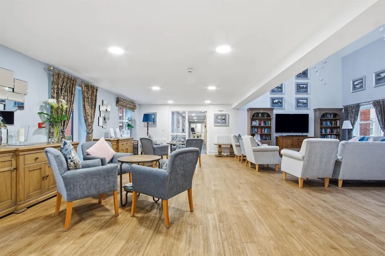 Westhall Road, Warlingham, CR6, photo 5