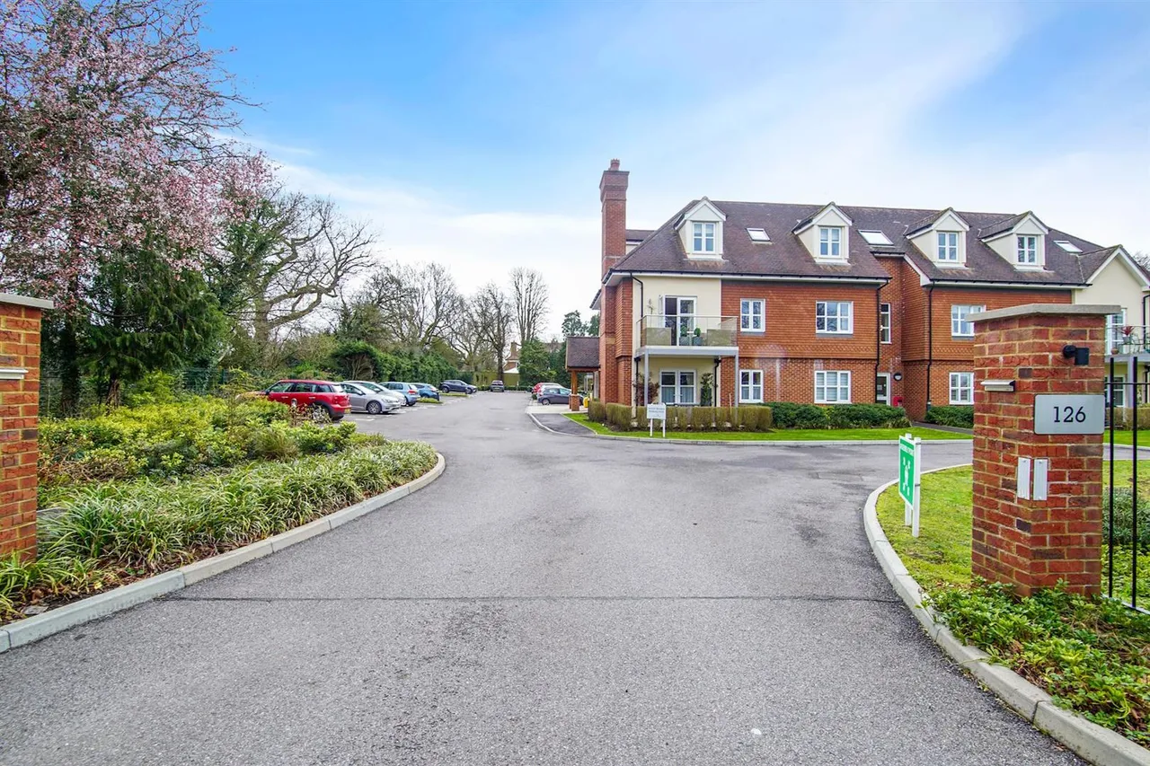 Westhall Road, Warlingham, CR6, photo 26