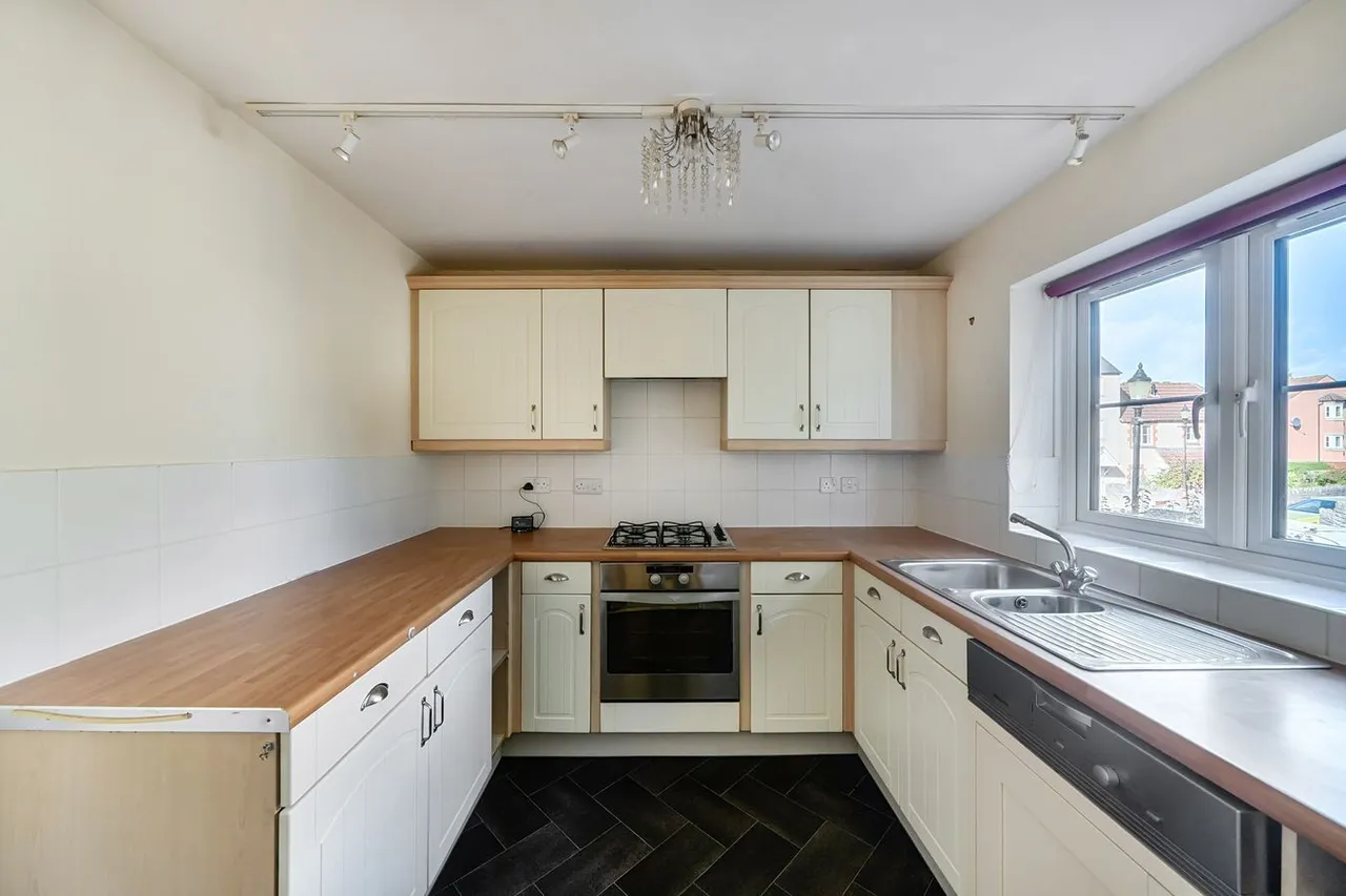 St Andrews Mews, Wells, BA5, photo 9