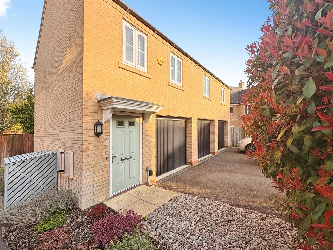 2 bed house for sale, Ox Meadow Cambridge, CB25