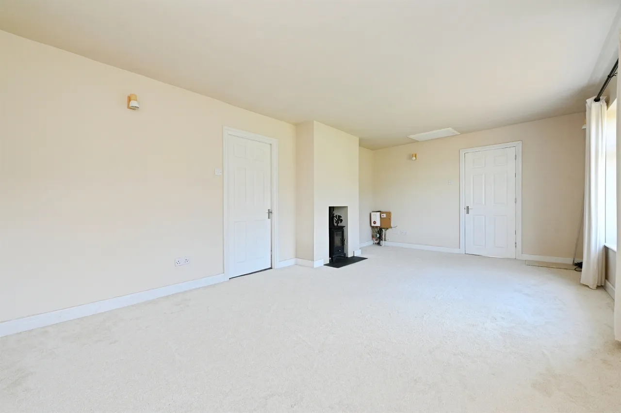 Hurst Crescent, Welney, Wisbech, photo 6