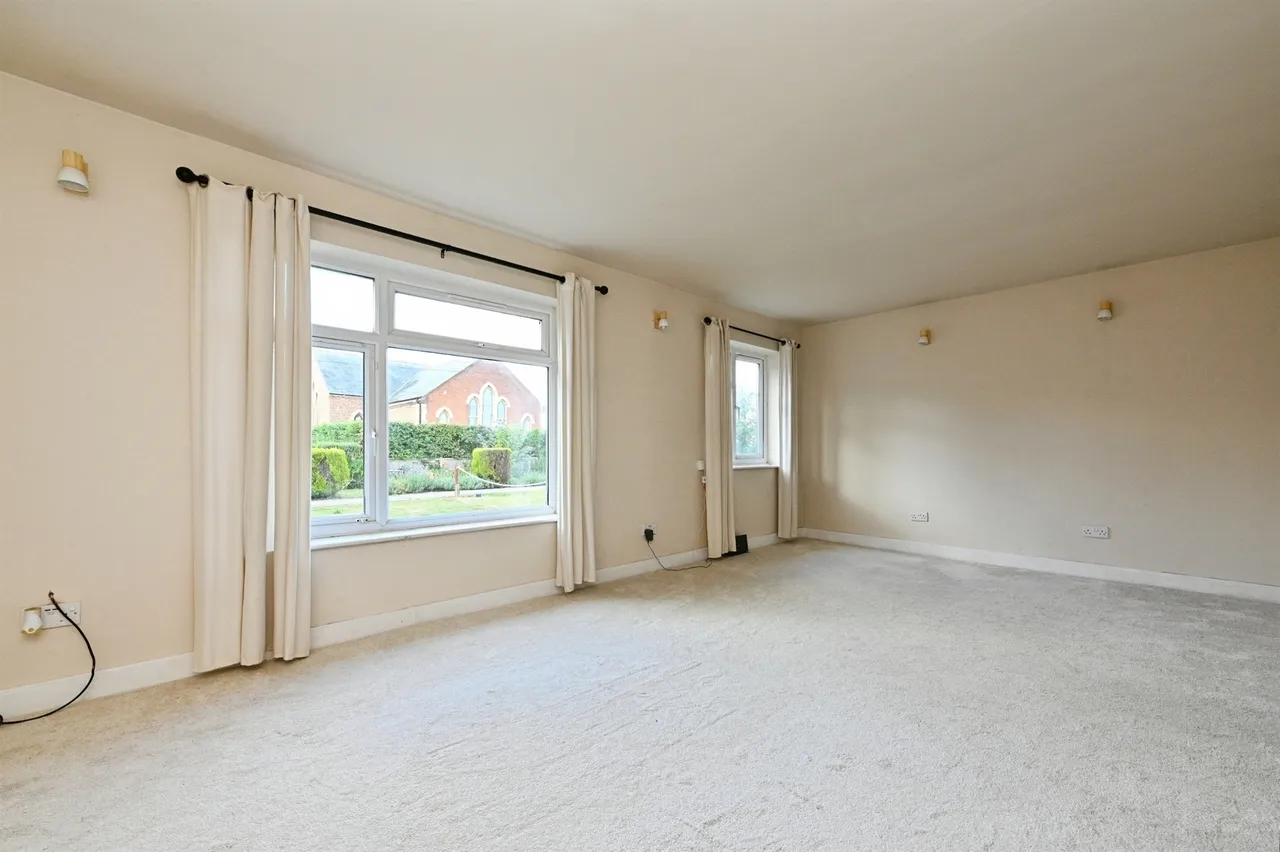 Hurst Crescent, Welney, Wisbech, photo 8