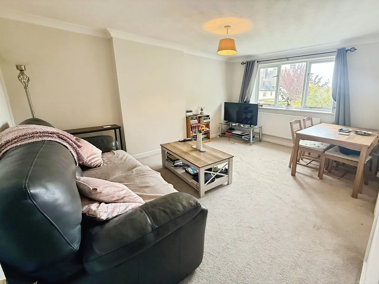 Newry Court, Chester, CH2, photo 2