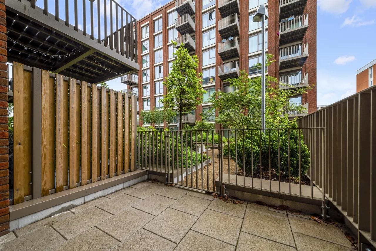 Pendant Court, Royal Wharf, E16, photo 3