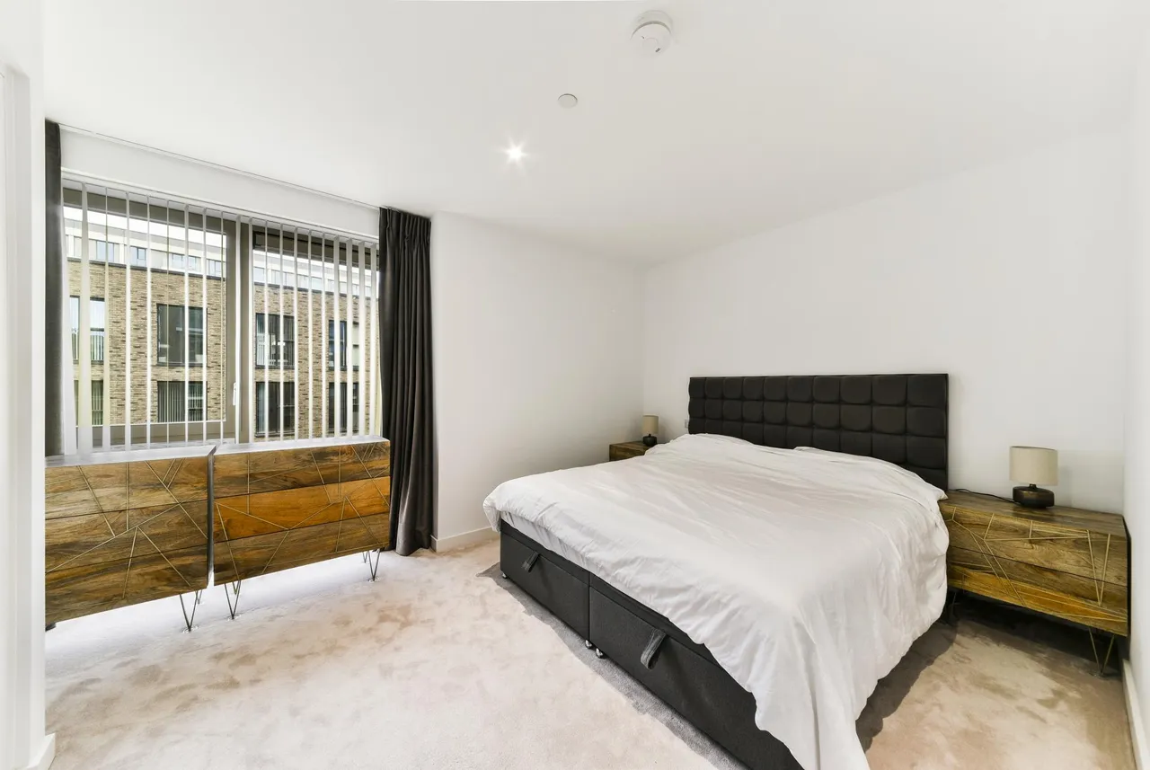 Pendant Court, Royal Wharf, E16, photo 7
