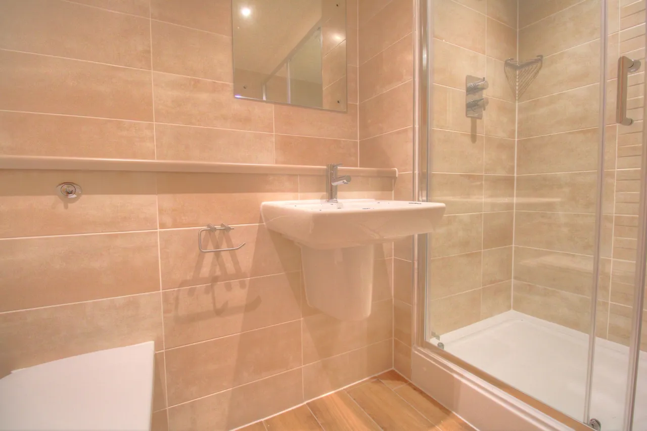 Pomona Strand, Manchester, M16, photo 9