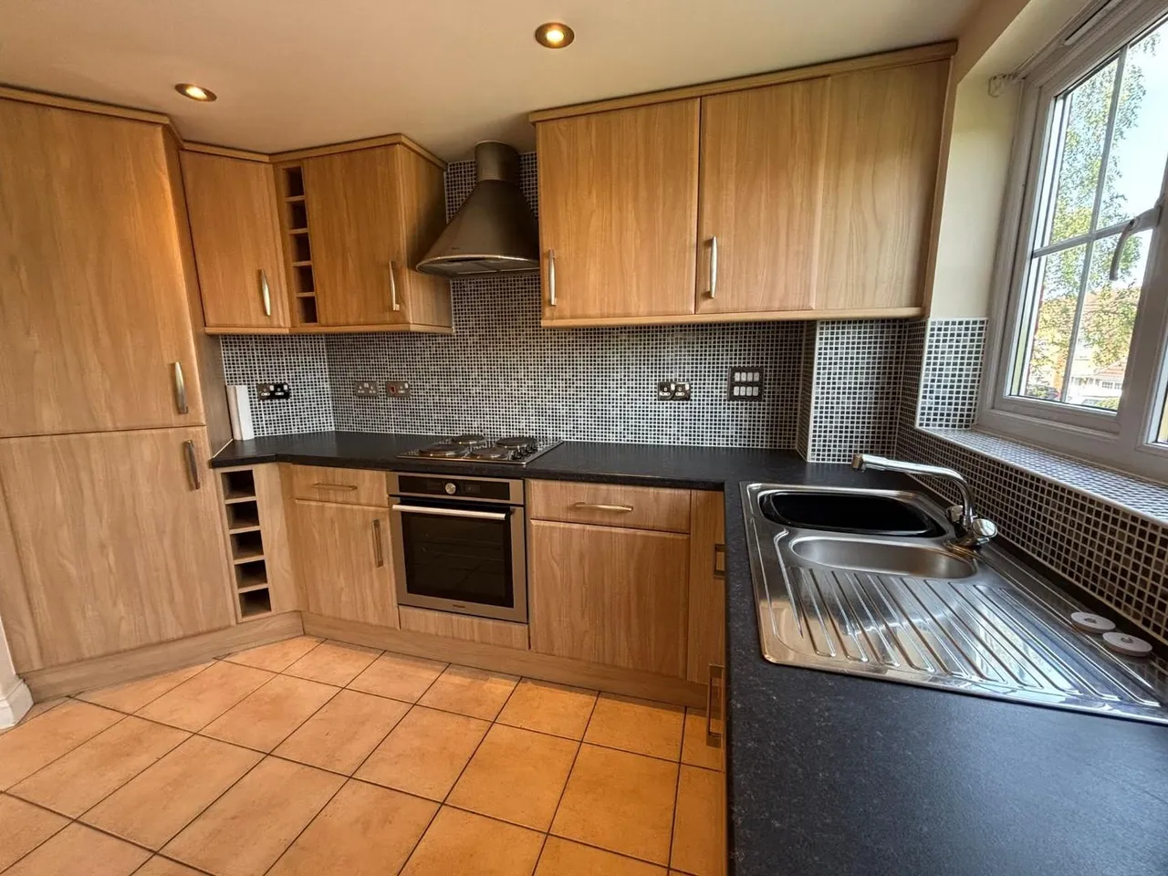 Dingle Close, Radcliffe, Manchester, M26 1UN, photo 6