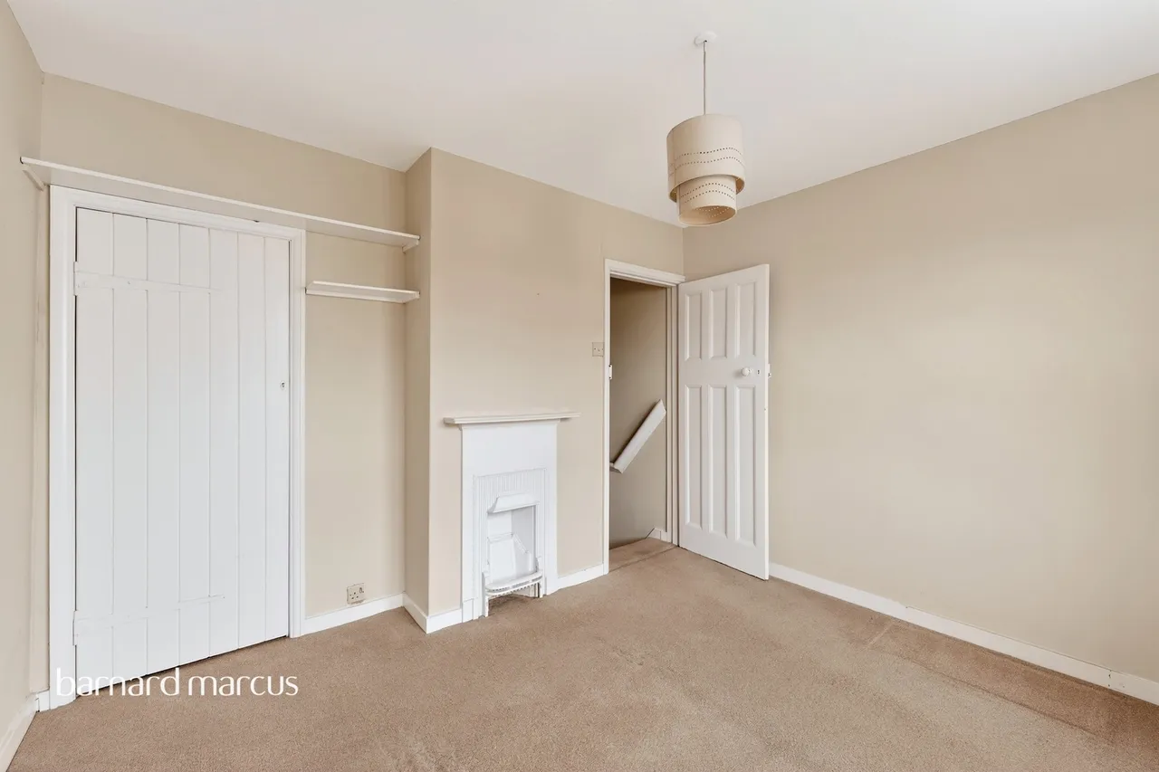 Endsleigh Road, Merstham, RH1, photo 10