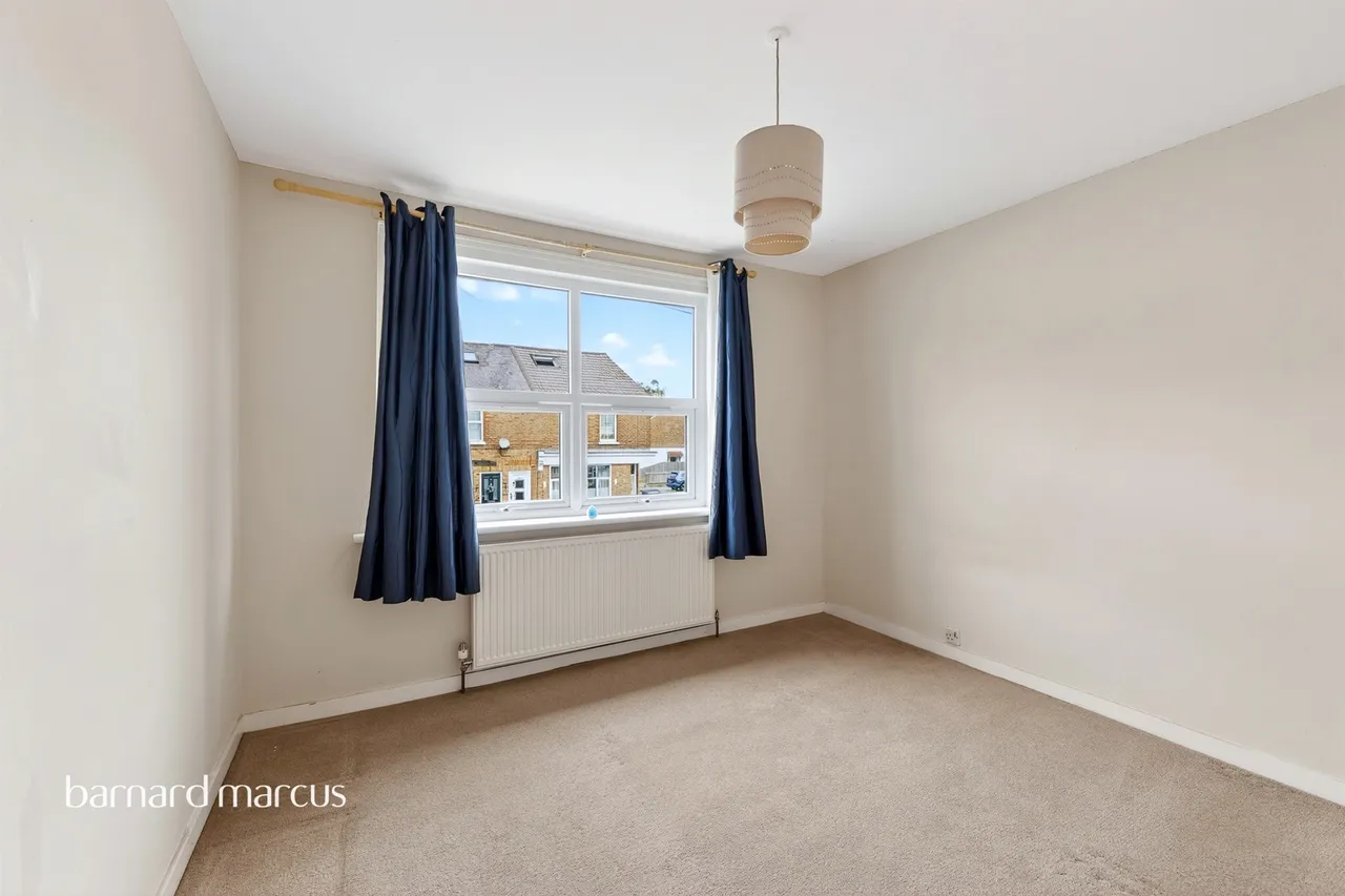 Endsleigh Road, Merstham, RH1, photo 15