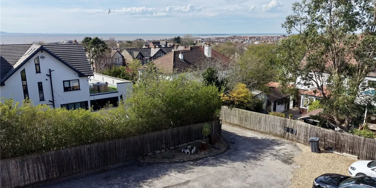 Caldy Park, West Kirby, CH48, photo 4