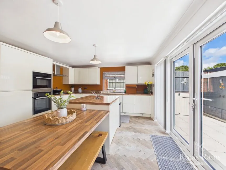 Ellesmere Avenue, Hull, East Riding of Yorkshire, HU8, photo 11