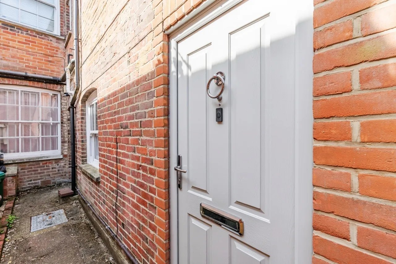 High Street, Lyndhurst, SO43, photo 4