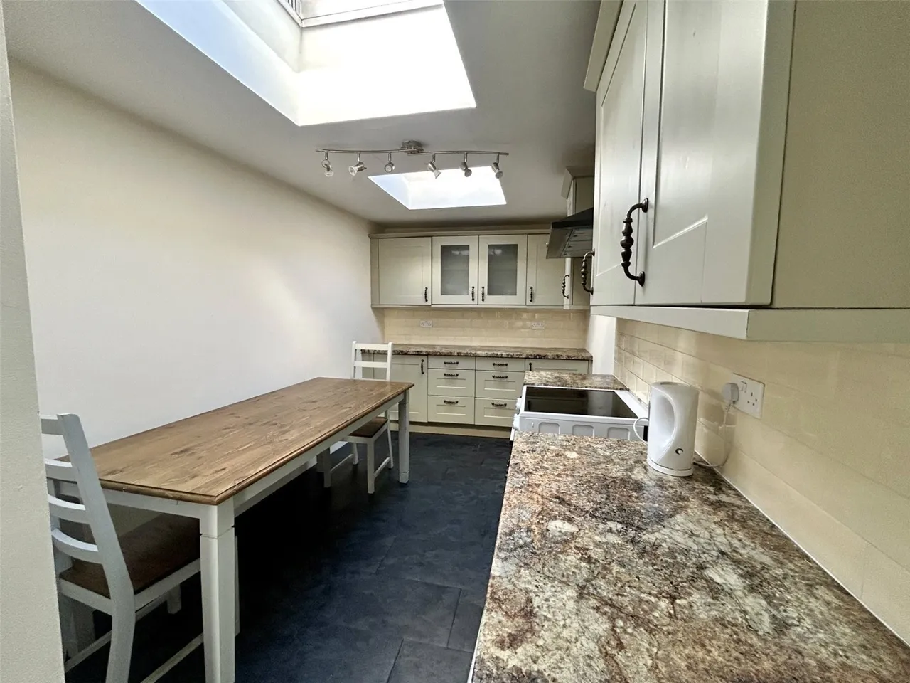 High Street, Pwllheli, LL53, photo 8