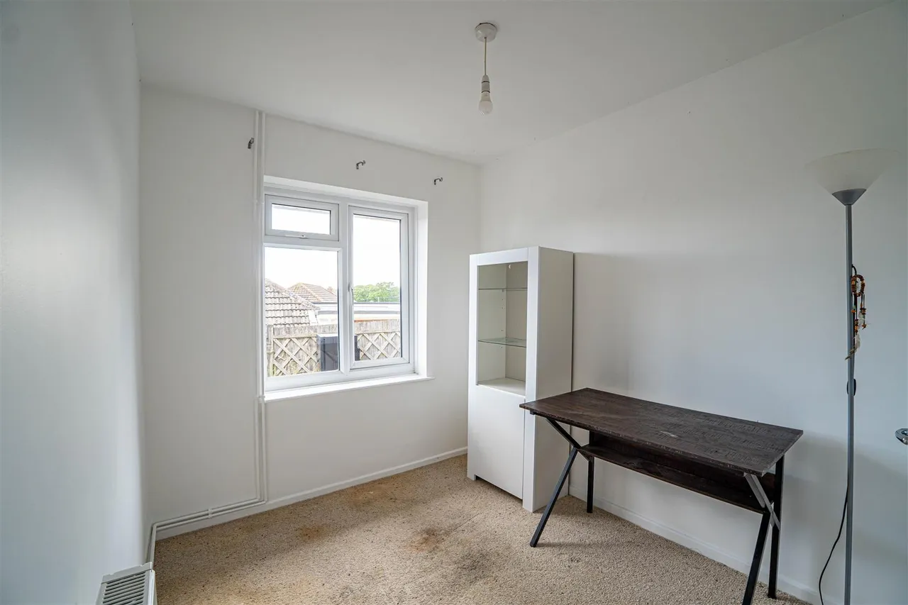 Westminster Crescent, Hastings, photo 9